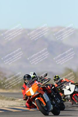 media/Dec-04-2025-Racers Edge (Thu) [[5ebc9f124d]]/3-B Group/1-Session 1 (Turn 7)/